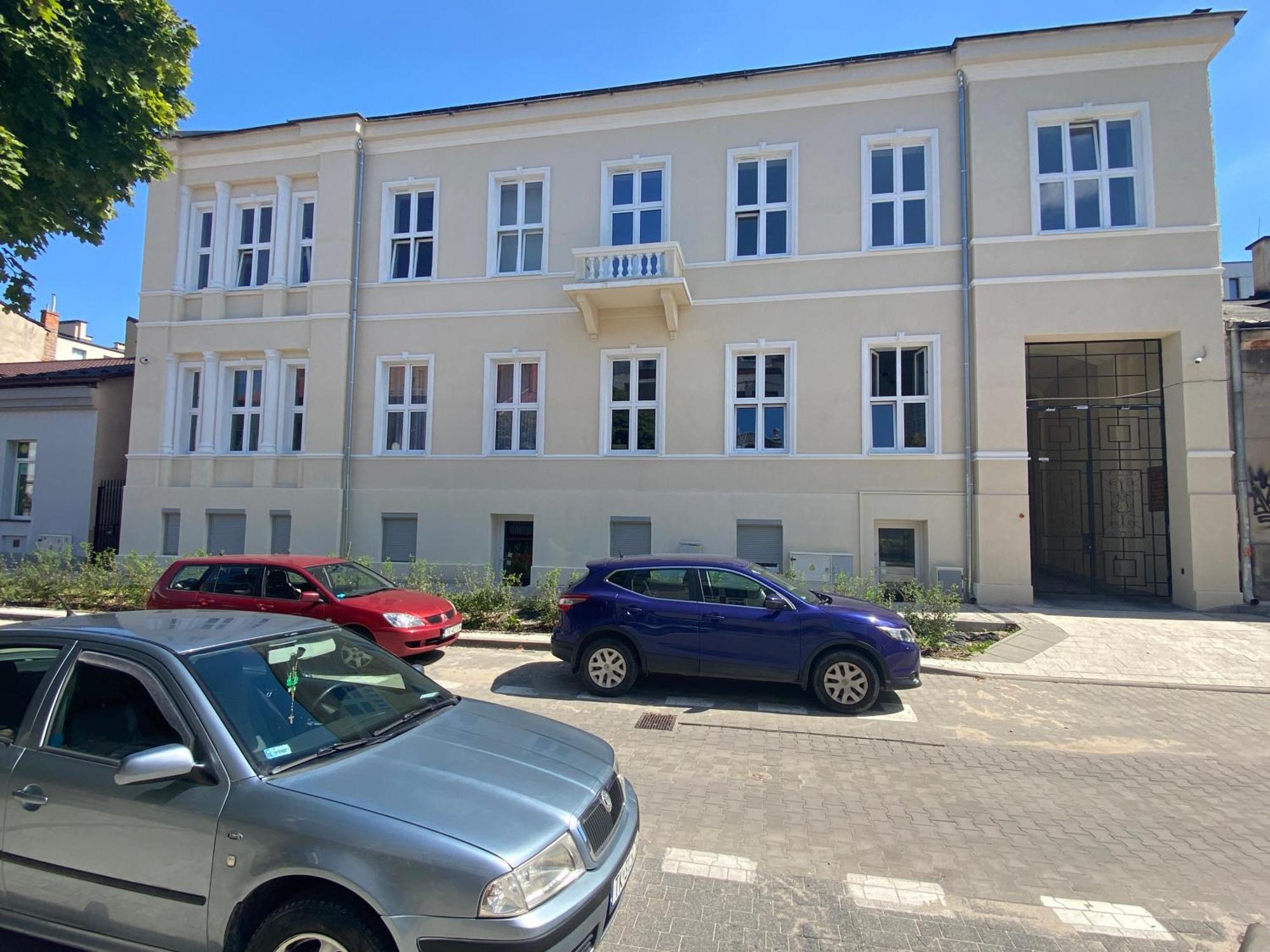 Apartament Mini Max Kielce Exteriör bild